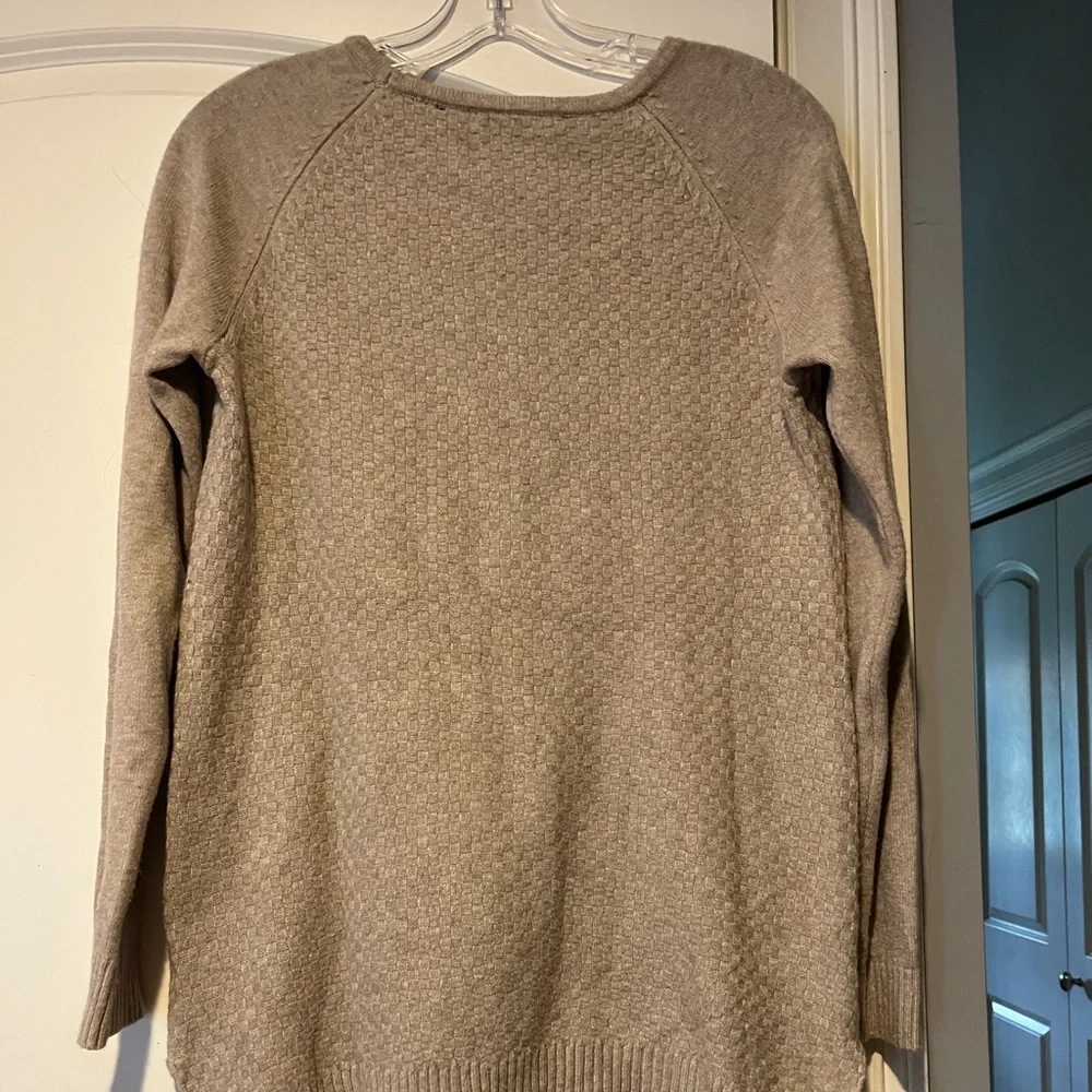 Cyrus Taupe Cable Knit Sweater - Picture 4 of 4